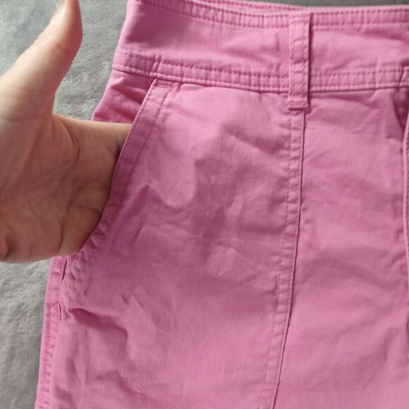 GAP Womens Pink Khaki Shorts 8 Girlfriend Fit Mid Rise‎ Casual Summer Classic - Picture 3 of 10